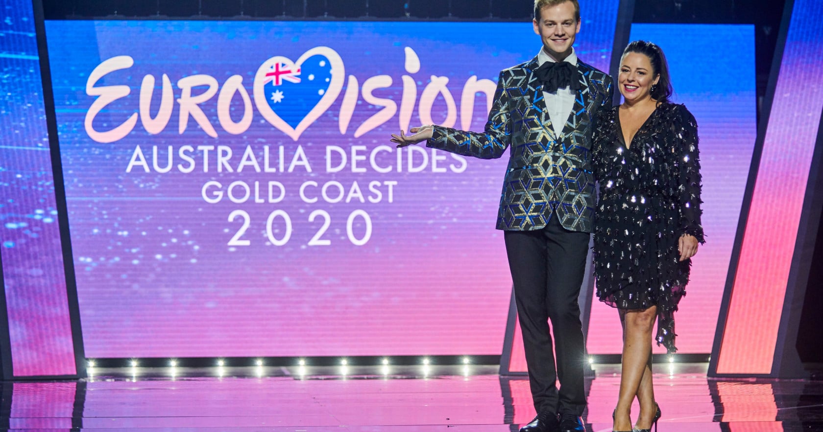 A Eurovision - Australia Decides 2020 két házigazdája, Joel Creasey komikus és a rádiós Myf Warhurst - SBS-fotó
