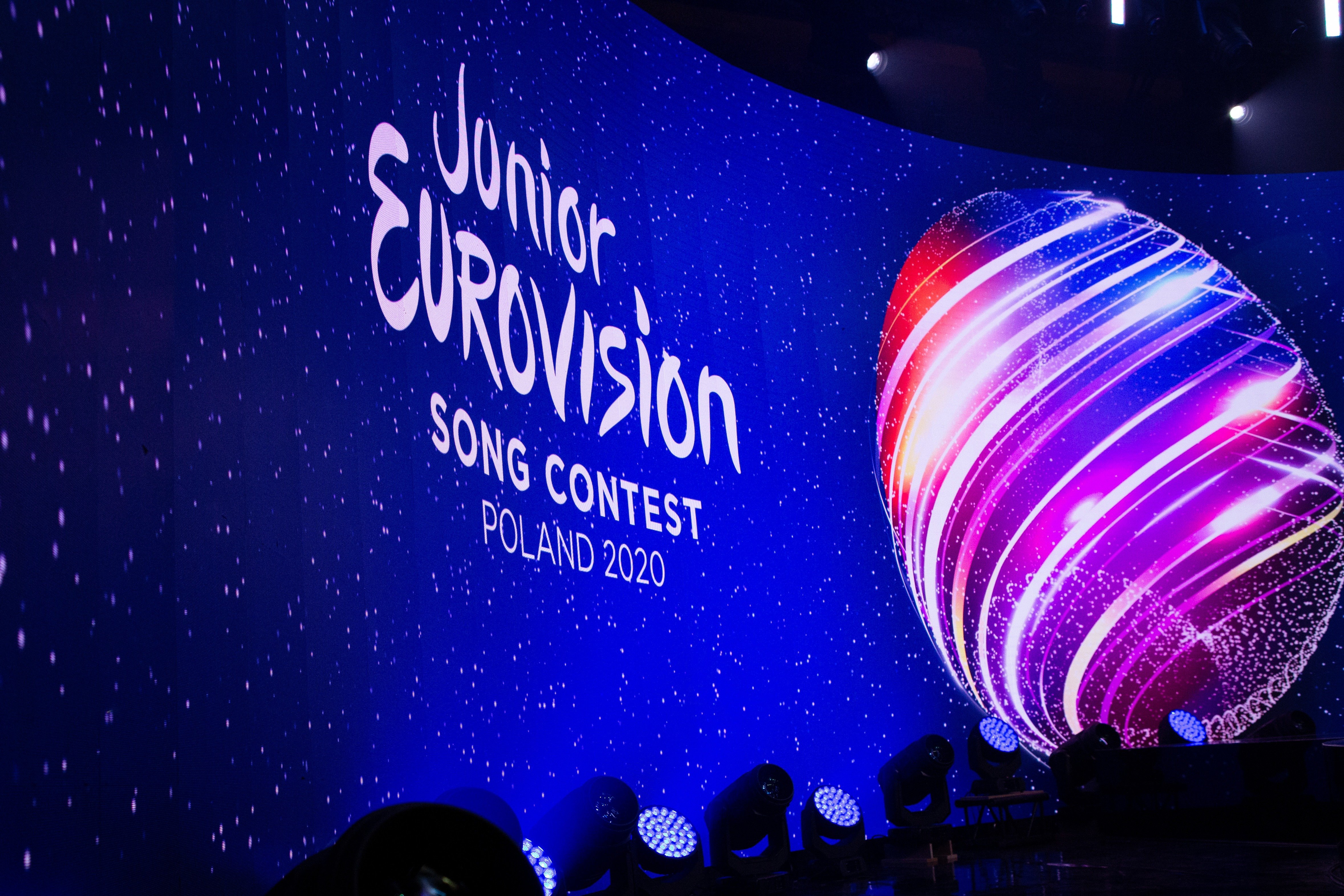 A 2020-as Junior Eurovíziós Dalfesztivál produkcióinak nemzeti felvételeit biztosító díszletének részlete - Stijn Smulders (EBU) fotója