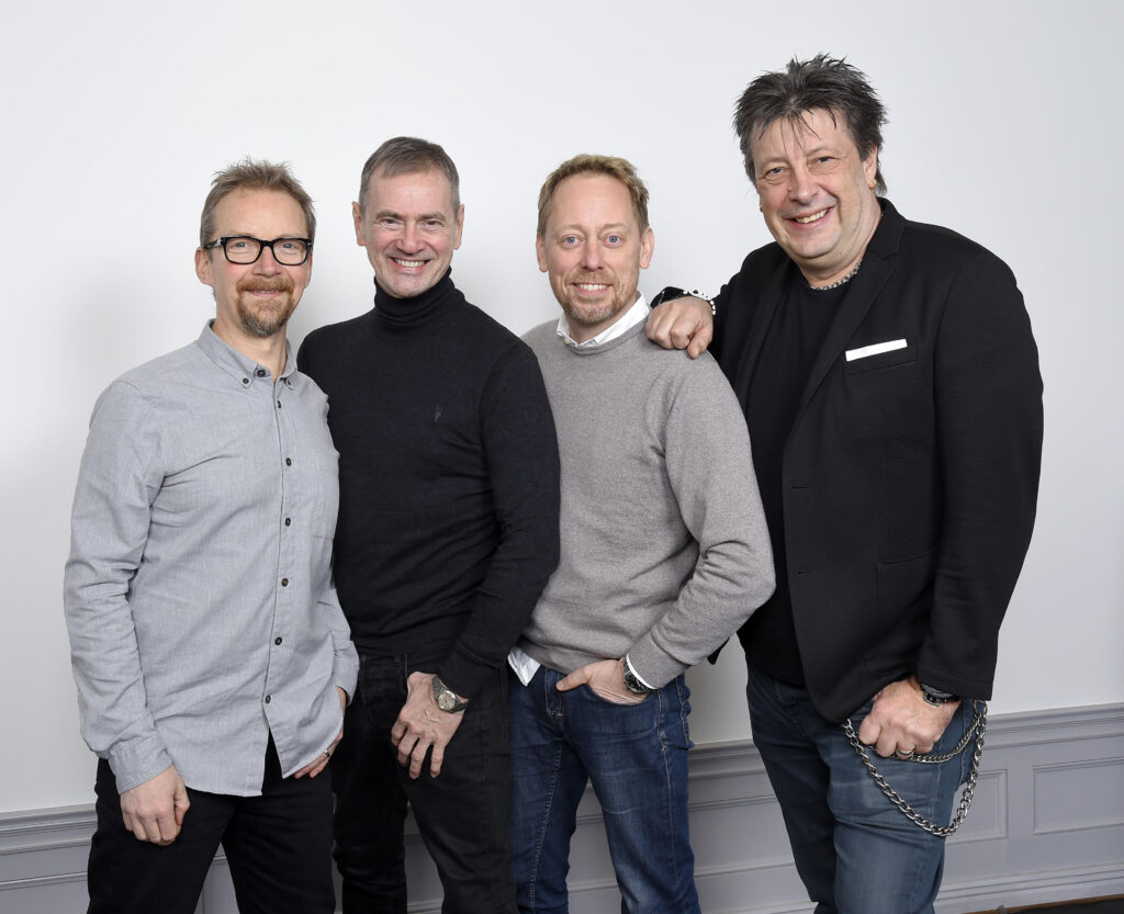 Anders Lenhoff, Christer Björkman, Peter Settman és Ola Melzig az American Song Contest mögött álló csapatban - az ESC2USA.com fotója